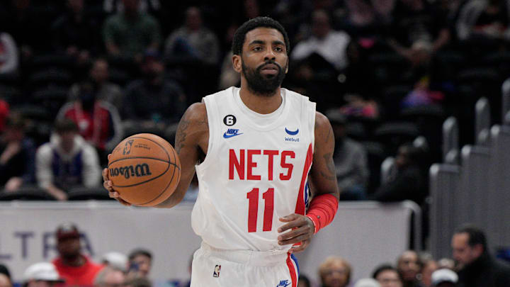 Irving parece alejarse del drama y está aportando en los Nets