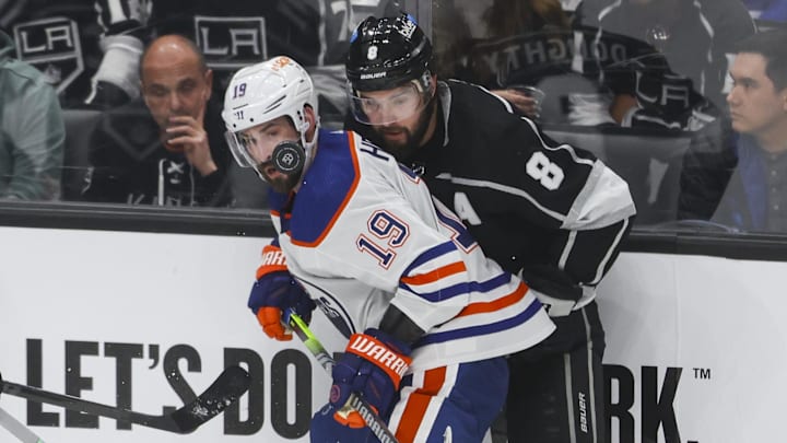 Edmonton Oilers center Adam Henrique (19)