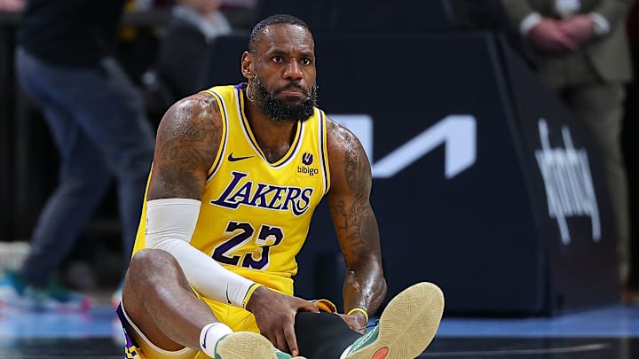 Los Angeles Lakers v Atlanta Hawks