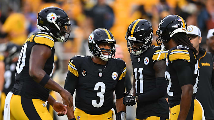 Buffalo Bills v Pittsburgh Steelers