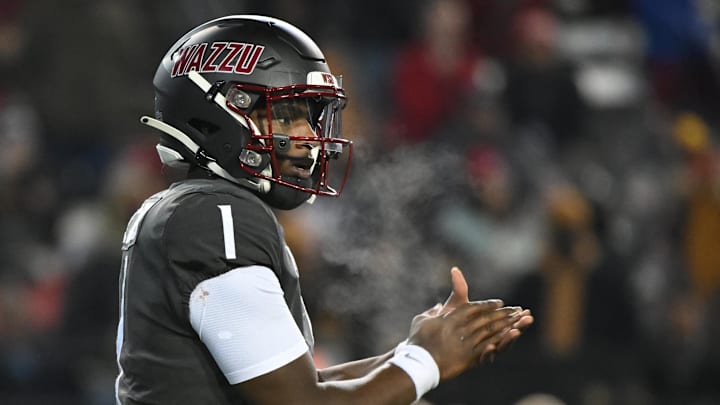 Nov 17, 2023; Pullman, Washington, USA; Washington State Cougars quarterback Cameron Ward (1) takes