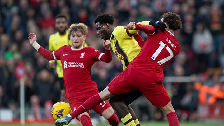 Liverpool FC v Burnley FC - Premier League