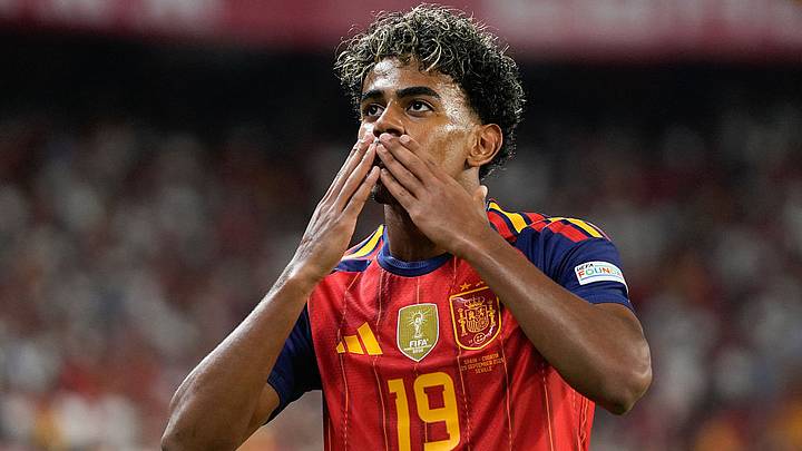 Lamine Yamal Shatters Real Madrid Legend's Record As Spain Blazes Into Historic New Territory