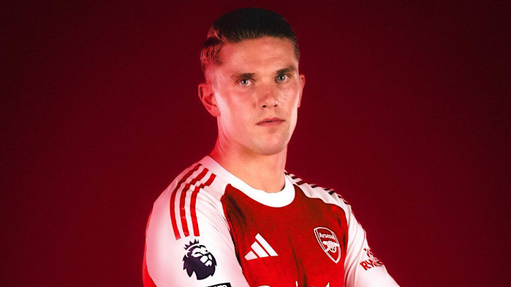 First look at Viktor Gyökeres in an Arsenal shirt.