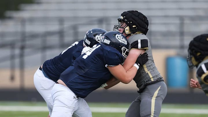 Grove City vs Oil City