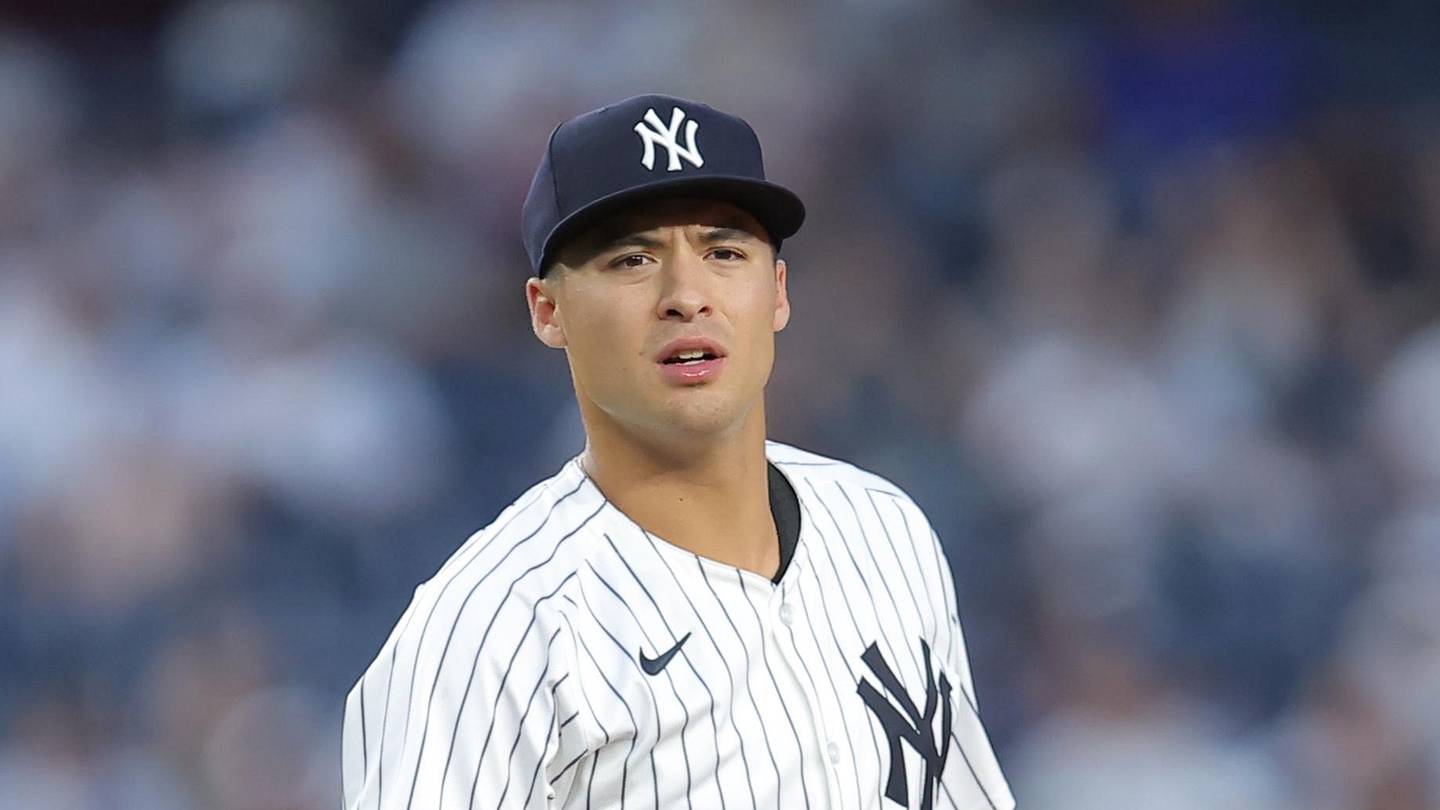 Anthony Volpe's Girlfriend Elle Jowett Posts New Modeling Pics Amid Yankees Promotion