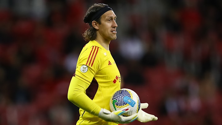 Cássio fez defesas importantes na Arena Pantanal