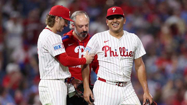 Sep 27, 2025; Philadelphia, Pennsylvania, USA; Philadelphia Phillies pitcher Ranger Suarez (55) is helped by second base Bryson Stott (5) after being hit by a line drive during the fifth inning against the Minnesota Twins at Citizens Bank Park. Mandatory Credit: Bill Streicher-Imagn Images Sep 27, 2025; Philadelphia, Pennsylvania, USA; Philadelphia Phillies pitcher Ranger Suarez (55) is helped by second base Bryson Stott (5) after being hit by a line drive during the fifth inning against the Minnesota Twins at Citizens Bank Park. Mandatory Credit: Bill Streicher-Imagn Images