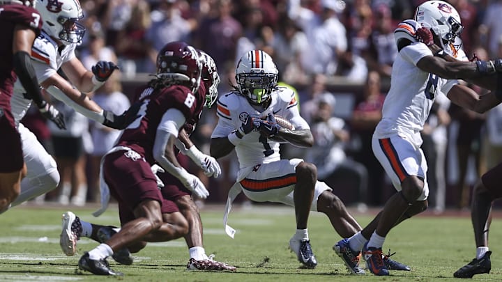 Auburn Tigers football coach Hugh Freeze's offense has those who cover the team in disgust