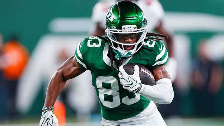 New York Jets rookie Omar Cooper Jr. earns a Week 8 fantasy football start recommendation after an impressive return from injury.