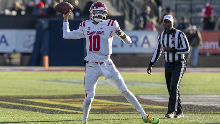 Jan 31, 2026; Mobile, AL, USA; American quarterback Taylen Green (10) of Arkansas throws the ball on the run during the second half of the 2026 Senior Bowl at University of South Alabama, Hancock Whitney Stadium. Mandatory Credit: Vasha Hunt-Imagn Images