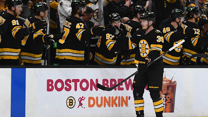 Vancouver Canucks v Boston Bruins