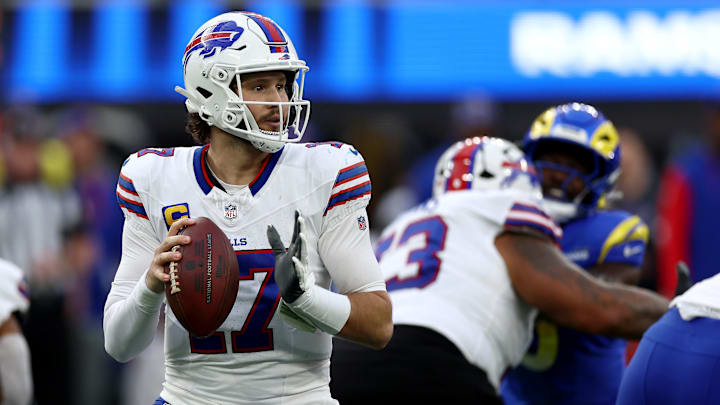 Buffalo Bills v Los Angeles Rams