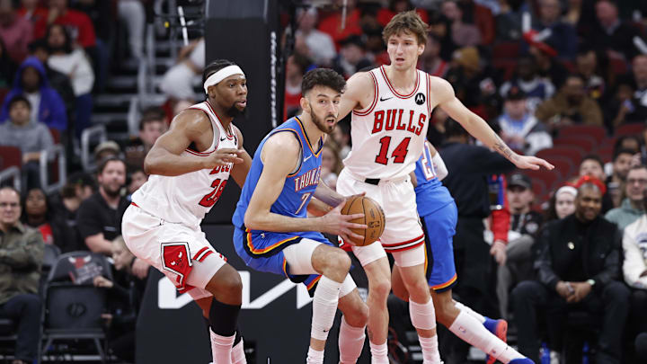 Mar 3, 2026; Chicago, Illinois, USA; Chicago Bulls forward Guerschon Yabusele (28) defends against Oklahoma City Thunder center Chet Holmgren (7) during the first half at United Center. Mandatory Credit: Kamil Krzaczynski-Imagn Images Mar 3, 2026; Chicago, Illinois, USA; Chicago Bulls forward Guerschon Yabusele (28) defends against Oklahoma City Thunder center Chet Holmgren (7) during the first half at United Center. Mandatory Credit: Kamil Krzaczynski-Imagn Images