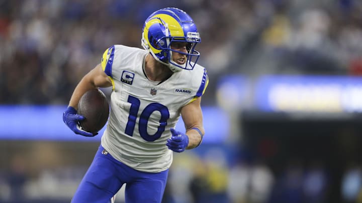 Dec 3, 2023; Inglewood, California, USA; Los Angeles Rams wide receiver Cooper Kupp (10) runs the ball in a game against the Cleveland Browns in the second half at SoFi Stadium. Mandatory Credit: Yannick Peterhans-Imagn Images