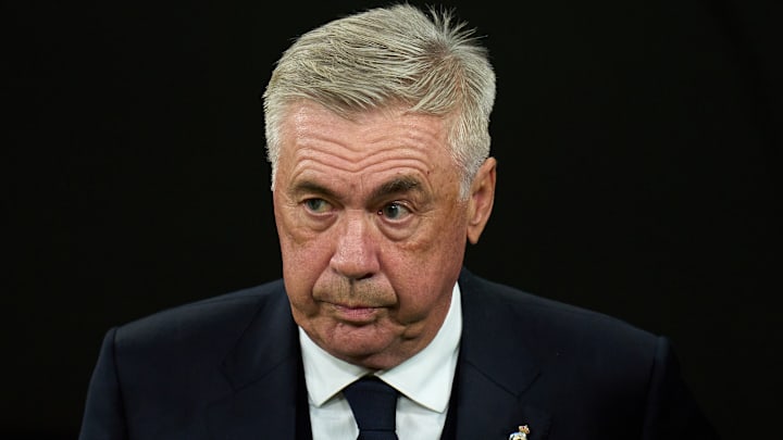 Carlo Ancelotti est au cœur de l'actualité du football européen.