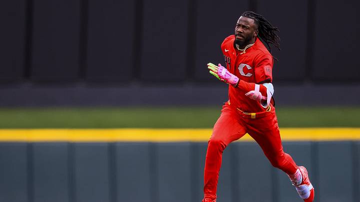 May 30, 2026; Cincinnati, Ohio, USA; Cincinnati Reds shortstop Elly de la Cruz (44) runs to third after hitting a triple in the third inning against the Atlanta Braves at Great American Ball Park. Mandatory Credit: Katie Stratman-Imagn Images May 30, 2026; Cincinnati, Ohio, USA; Cincinnati Reds shortstop Elly de la Cruz (44) runs to third after hitting a triple in the third inning against the Atlanta Braves at Great American Ball Park. Mandatory Credit: Katie Stratman-Imagn Images