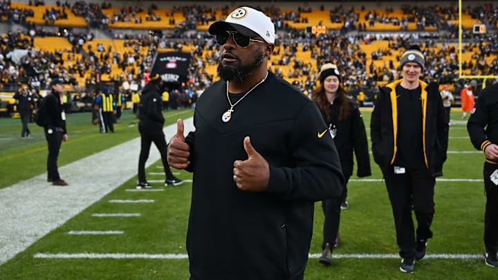 Cleveland Browns v Pittsburgh Steelers