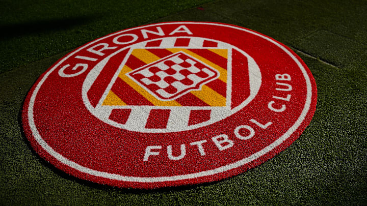 Tottenham targets Girona star Viktor Tsygankov, but lack of Champions League qualification may hinder the move, AS reports.