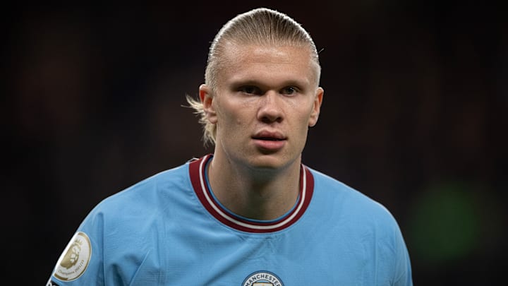 Erling Haaland, plus fort que certaines équipes. Erling Haaland, plus fort que certaines équipes.