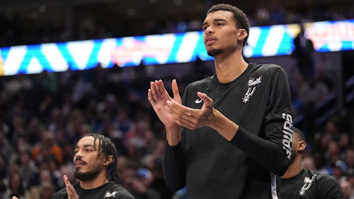 San Antonio Spurs v Dallas Mavericks