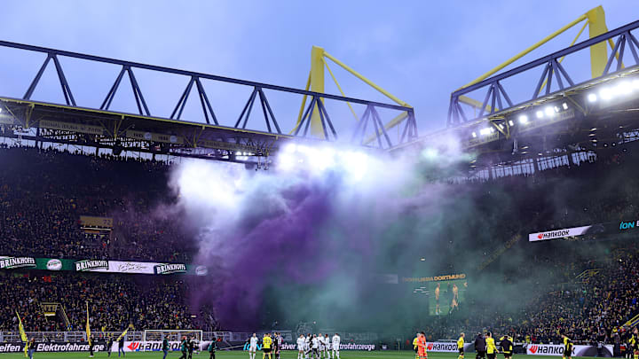 Pyro im Signal-Iduna-Park