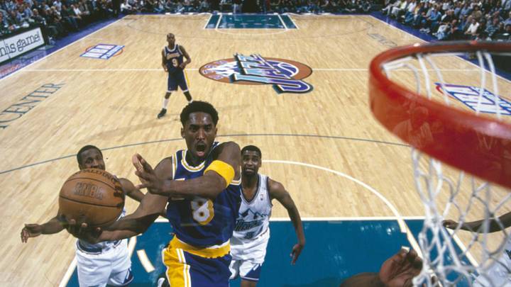 Kobe Bryant en acción ante el Utah Jazz. Kobe Bryant en acción ante el Utah Jazz.