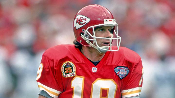 Sep 1994: Kansas City, MO, USA; FILE PHOTO; Joe Montana of the Kansas City Chiefs in action during the 1994 season.Mandatory Credit: Photo By USA TODAY SportsCopyright (c) USA TODAY Sports Sep 1994: Kansas City, MO, USA; FILE PHOTO; Joe Montana of the Kansas City Chiefs in action during the 1994 season.Mandatory Credit: Photo By USA TODAY SportsCopyright (c) USA TODAY Sports
