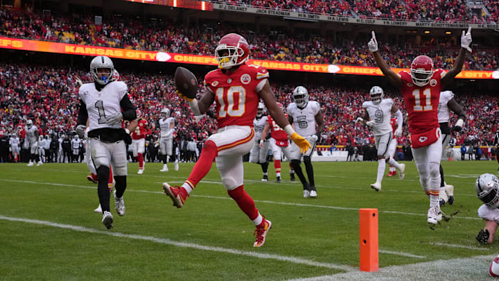 Las Vegas Raiders v Kansas City Chiefs