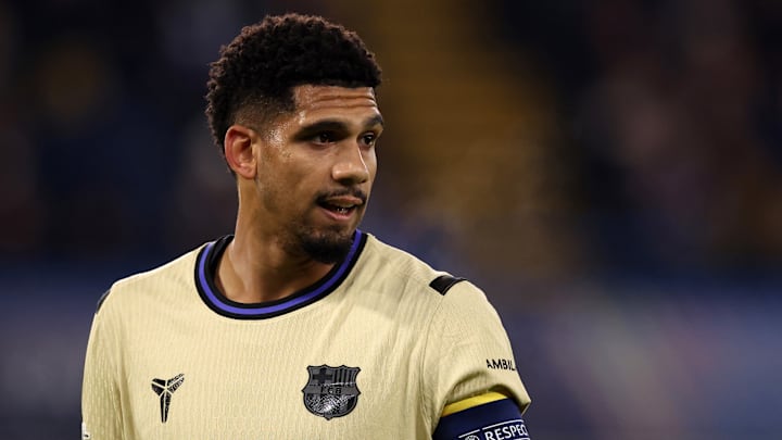 Ronald Araujo a pris du recul sur son aventure au Barça.