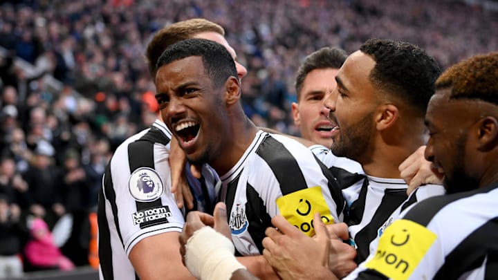 Alexander Isak celebrates a dramatic equaliser for Newcastle against Fulham