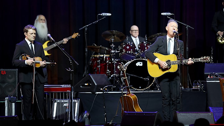 Lyle Lovett & His Large Band In Concert