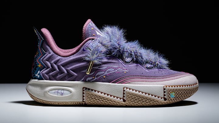 The ANTA KAI 2 "Artist On Court" colorway.