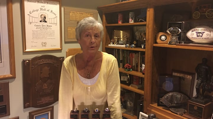 Carol James in Don's office in their Kirkland condo. Carol James in Don's office in their Kirkland condo.