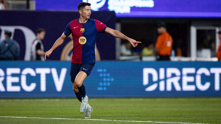 El FC Barcelona espera que Robert Lewandowski mantenga su notable nivel de la pretemporada contra el Mónaco en el Joan Gamper