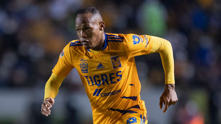 Luis Quiñones sería moneda de cambio por Bruno Valdez con América