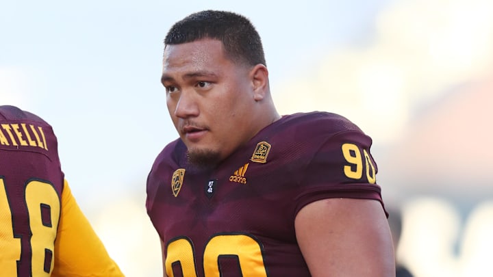 Dec 11, 2020; Tucson, Arizona, USA; Arizona State Sun Devils defensive lineman Jermayne Lole (90) Dec 11, 2020; Tucson, Arizona, USA; Arizona State Sun Devils defensive lineman Jermayne Lole (90)