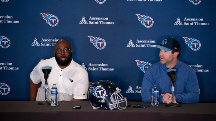 The Tennessee Titans General Manager Ran Carthon, left, and Head Coach Brian Callahan introduce first-round draft pick JC Latham at the teamÕs Ascension Saint Thomas Sports Park facility in Nashville, Tenn., Friday afternoon, April 26, 2024. The tackle was the No. 7 overall pick in the 2024 NFL Draft.