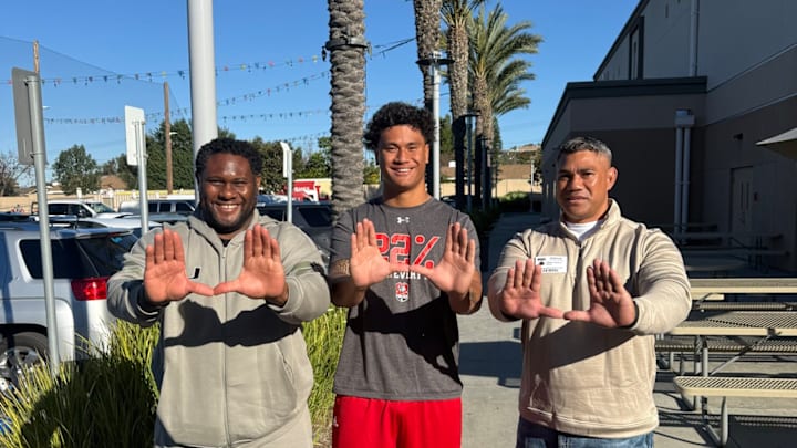 Top 2027 defensive lineman Marcus Fakatou (middle) has complete his transfer from Orange Lutheran to Sierra Canyon.
