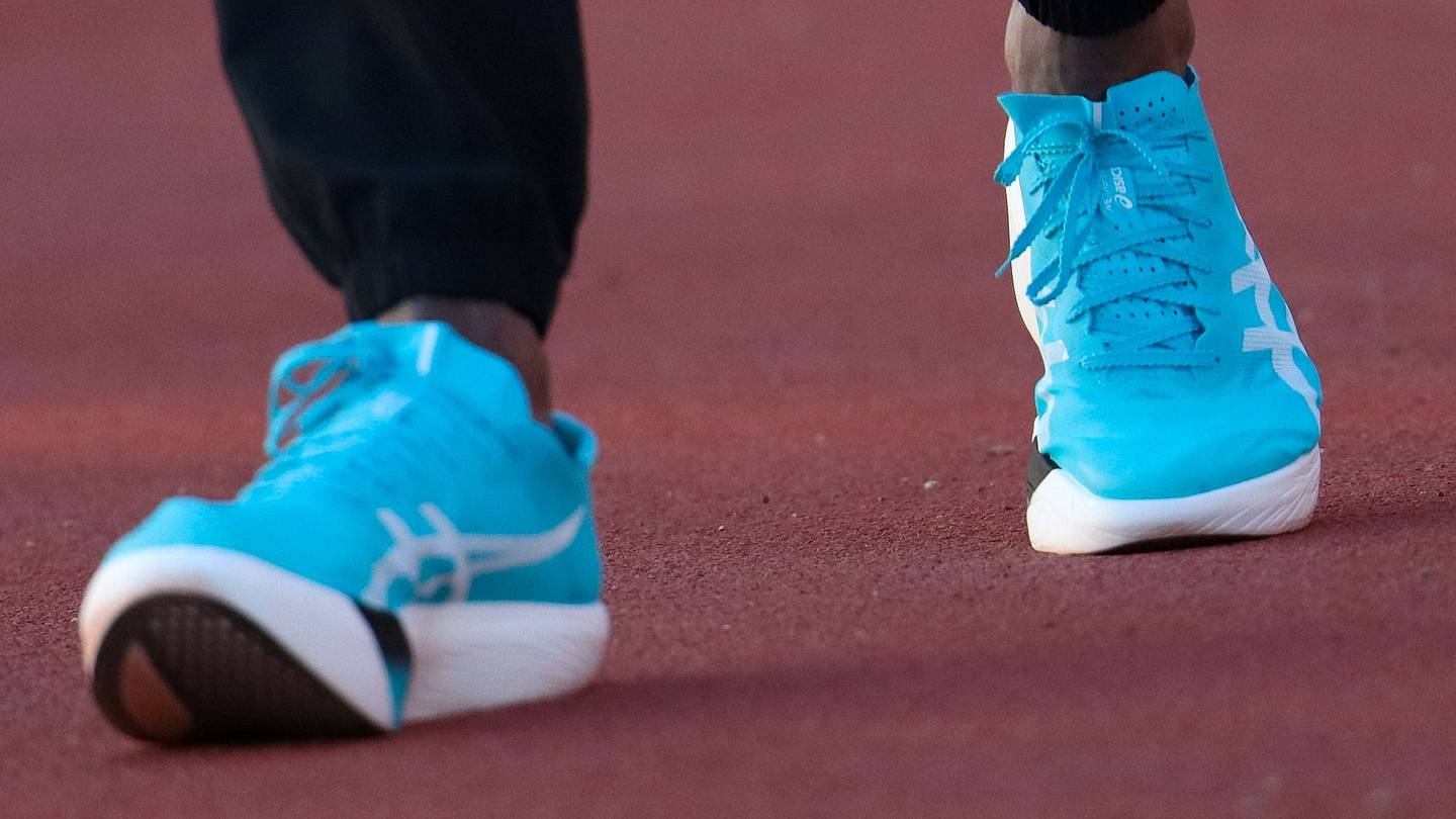 I Tested the ASICS Metaspeed Ray at Michigan: Save It for Race Day