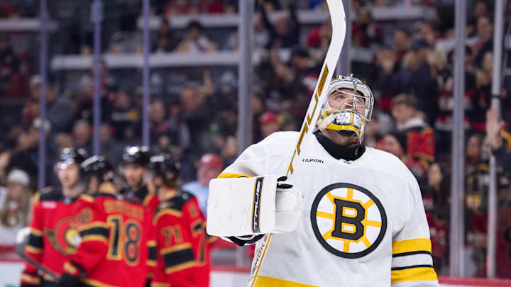Oct 27, 2025; Ottawa, Ontario, CAN; Boston Bruins goalie Jeremy Swayman (1) reacts to a goal scored by the Ottawa Senators in the first period at the Canadian Tire Centre. Mandatory Credit: Marc DesRosiers-IMAGN Images Oct 27, 2025; Ottawa, Ontario, CAN; Boston Bruins goalie Jeremy Swayman (1) reacts to a goal scored by the Ottawa Senators in the first period at the Canadian Tire Centre. Mandatory Credit: Marc DesRosiers-IMAGN Images
