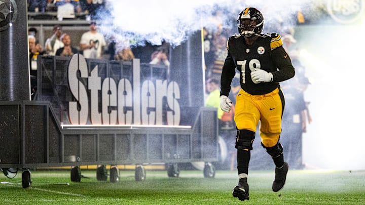 Cleveland Browns v Pittsburgh Steelers