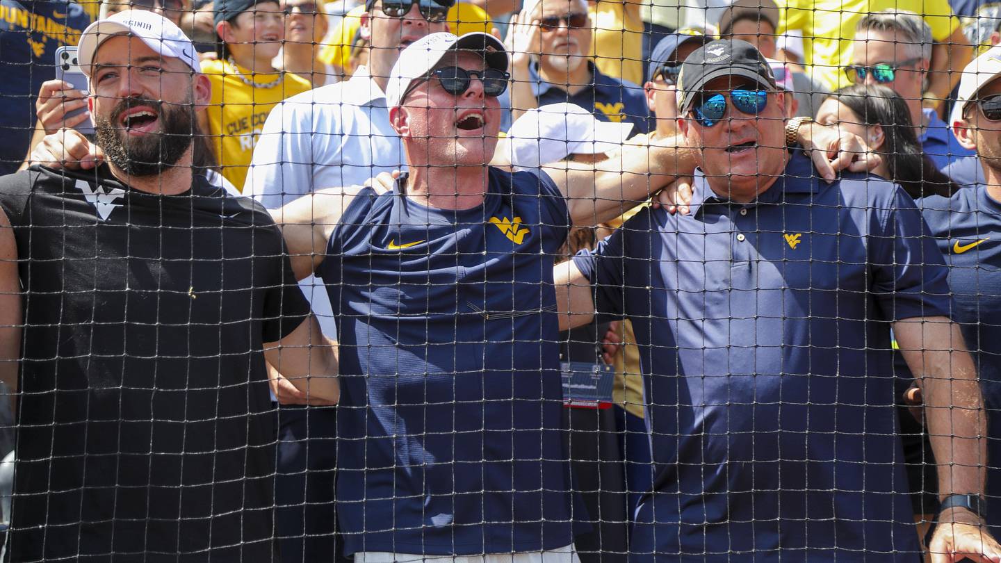 WVU fans make a statement as College World Series jello shot contest comes to a close