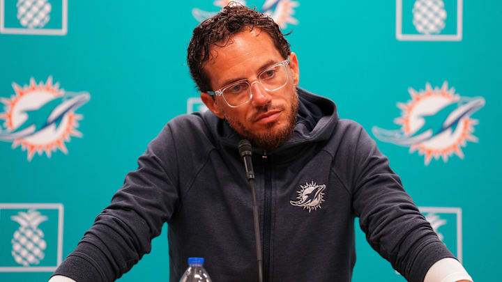 Miami Dolphins head coach Mike McDaniel