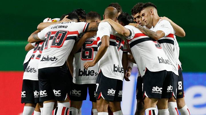 São Paulo terminou a última edição do Brasileirão em 6º lugar São Paulo terminou a última edição do Brasileirão em 6º lugar