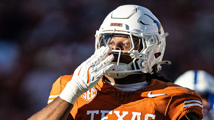 Texas Longhorns linebacker Barryn Sorrell