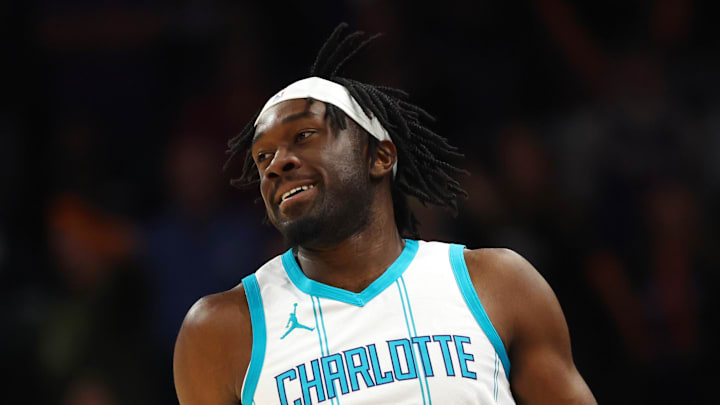 Jan 12, 2025; Phoenix, Arizona, USA; Charlotte Hornets center Mark Williams (5) against the Phoenix Suns at Footprint Center. Mandatory Credit: Mark J. Rebilas-Imagn Images