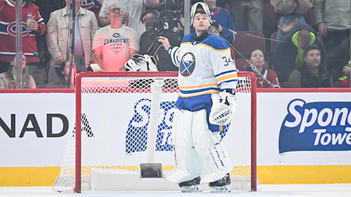 Buffalo Sabres goalie Alex Lyon