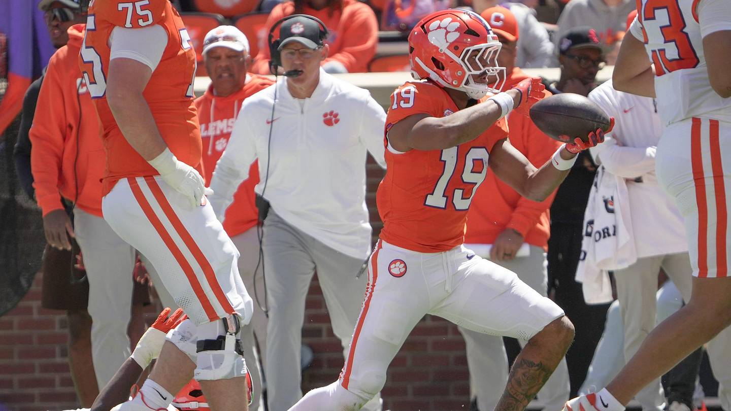 Best- And Worst-Case Scenarios for Clemson’s Four-Star Freshman From 2026 Class
