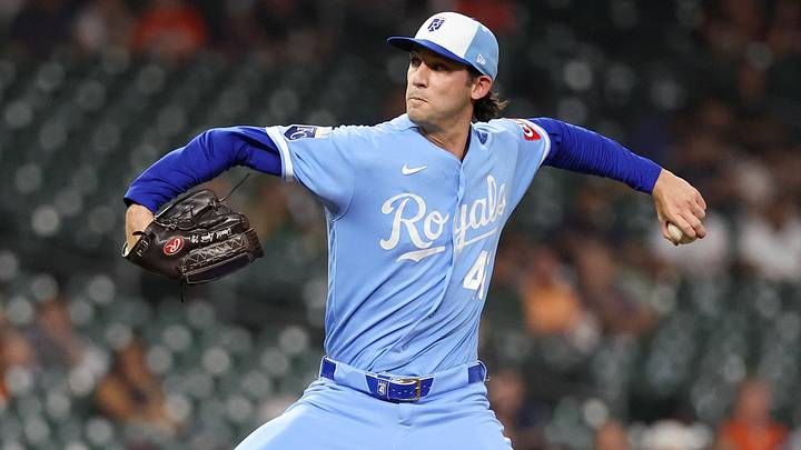 Sep 16, 2026; Houston, Texas, USA; Kansas City Royals starting pitcher Daniel Lynch IV (41) pitches against the Houston Astros in the first inning at Daikin Park. Mandatory Credit: Thomas Shea-Imagn Images Sep 16, 2026; Houston, Texas, USA; Kansas City Royals starting pitcher Daniel Lynch IV (41) pitches against the Houston Astros in the first inning at Daikin Park. Mandatory Credit: Thomas Shea-Imagn Images